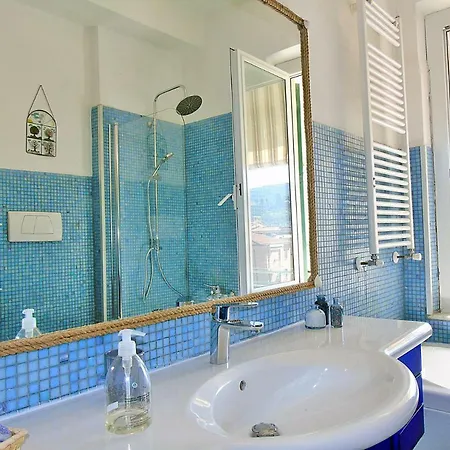 Il Mare A Due Passi * 레리치