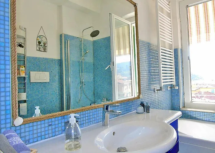 Il Mare A Due Passi * Lerici