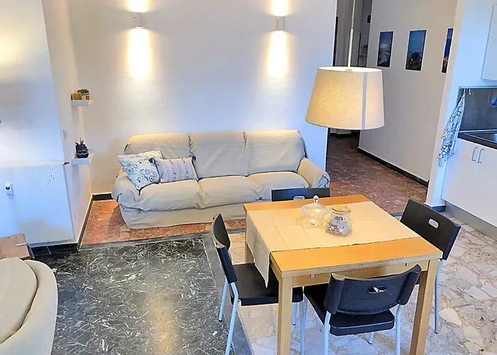 Il Mare A Due Passi * Lerici